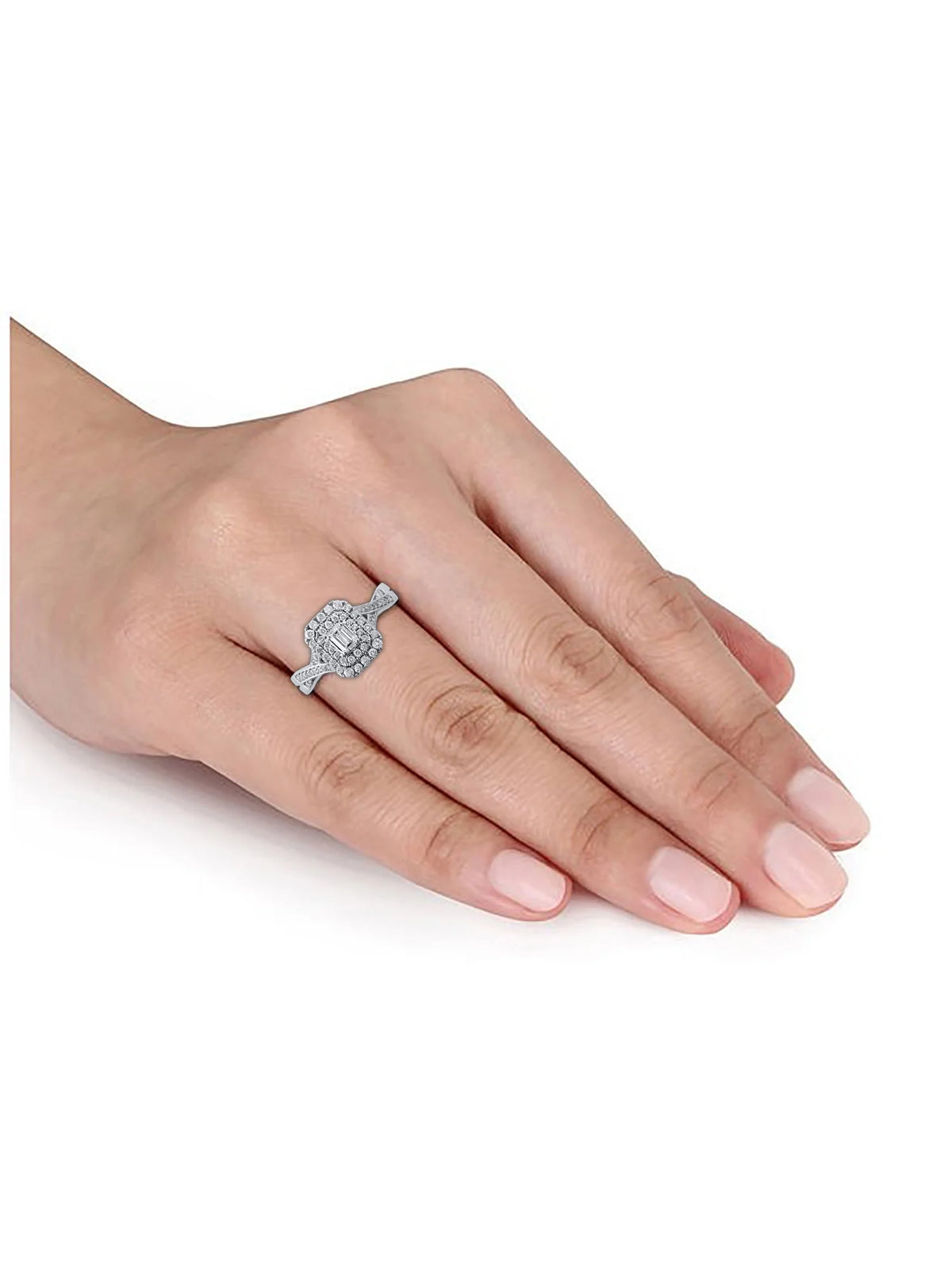 10kt White Gold Emerald Cut Diamond Engagement Ring E1040
