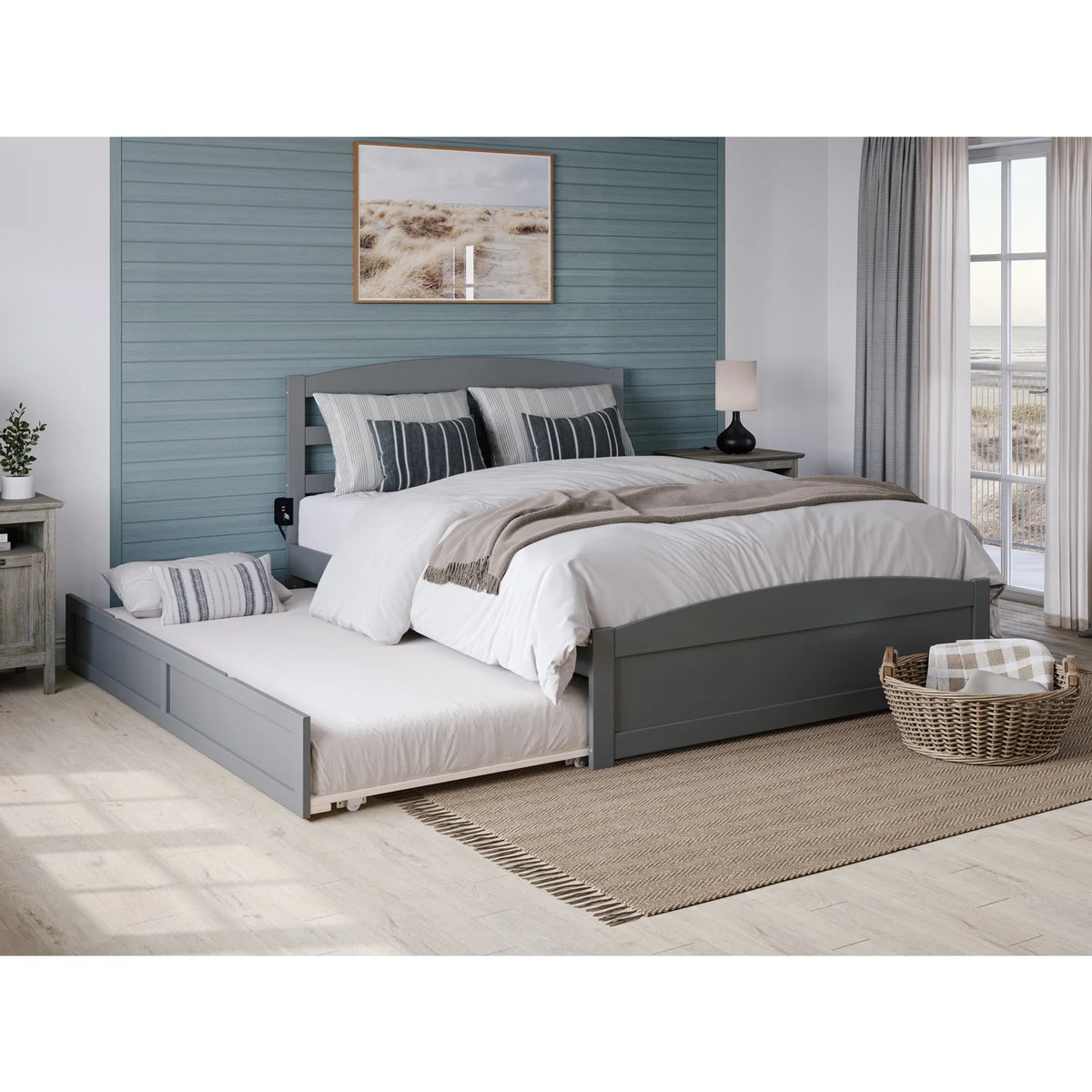 Solid Wood Traditional Queen Bed with Twin Trundle in White I5619