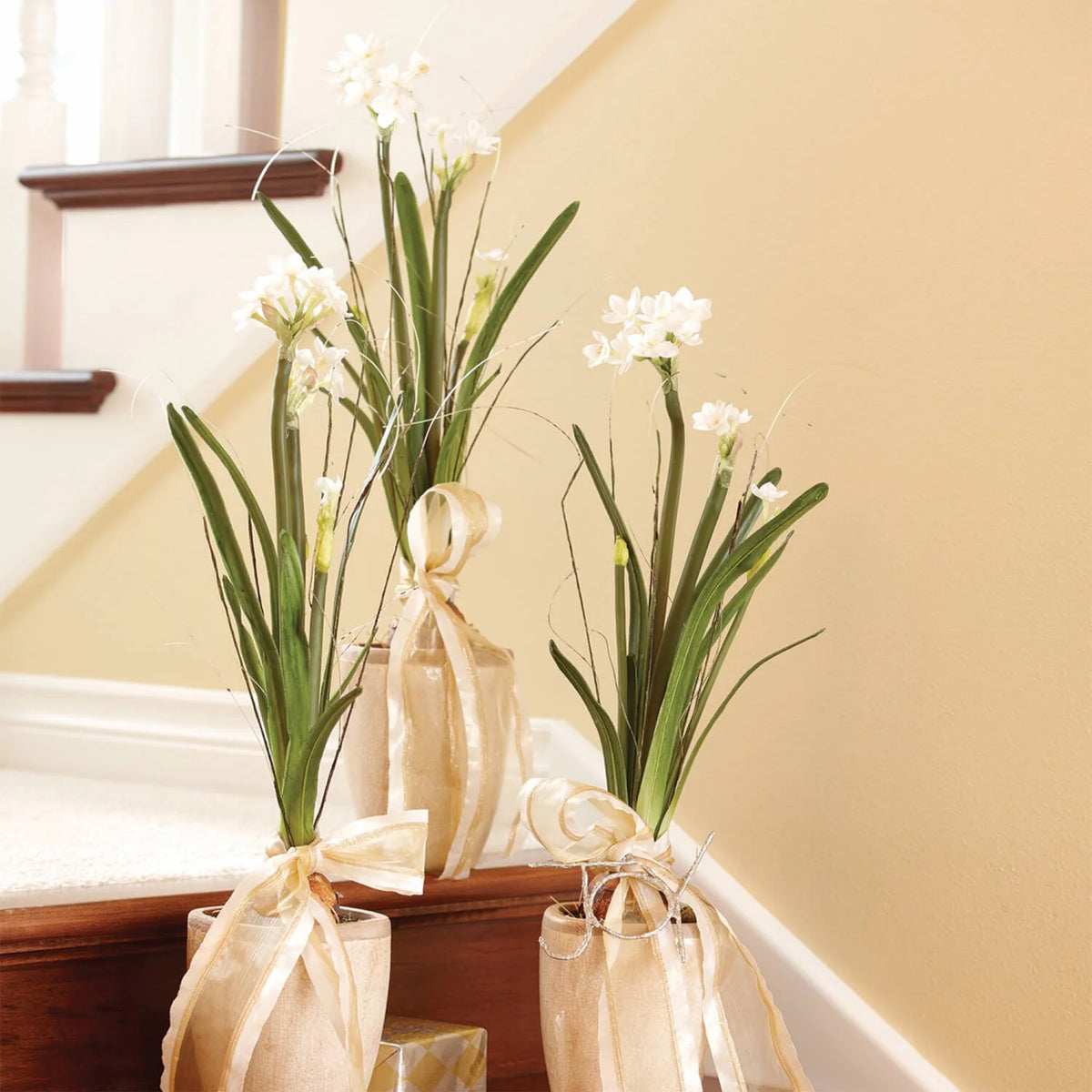 Artificial Paperwhite Stem 20"H White R707375