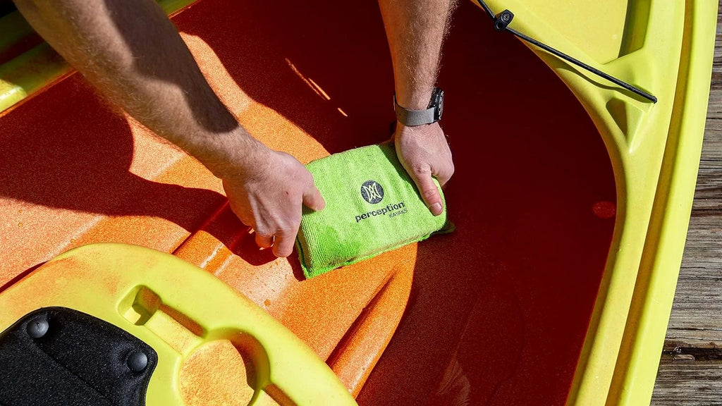 Yellow Kayak Water Absorbing Sponge R16434