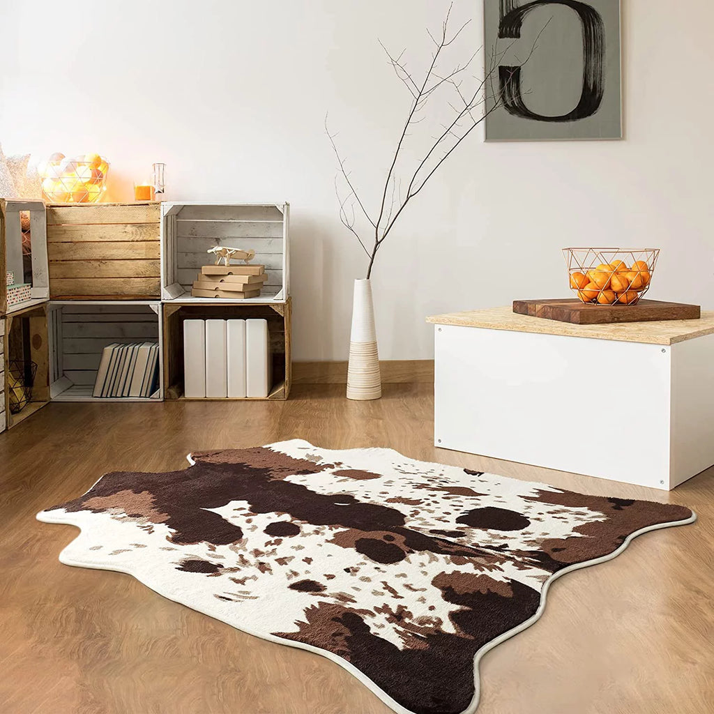 Faux Cowhide Animal Print Rug 4.6'x5.2' T65770