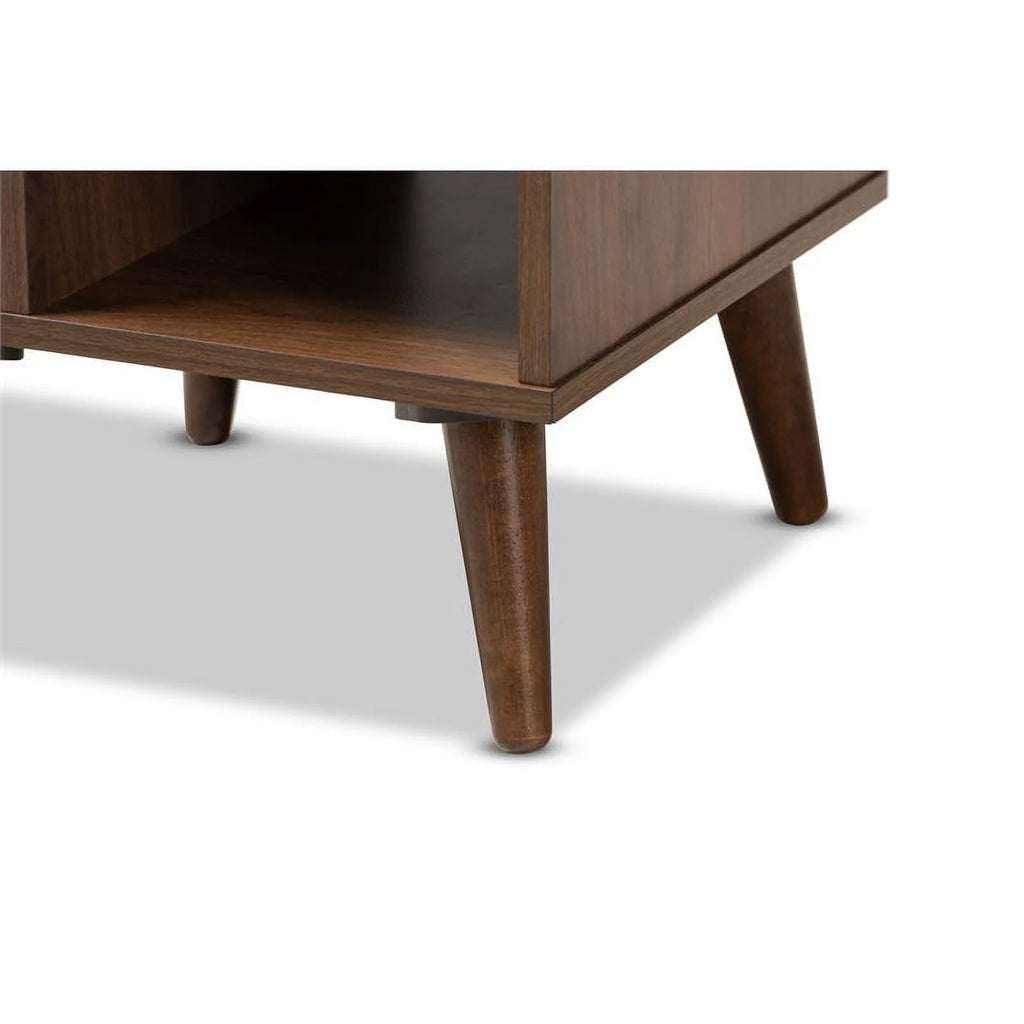 Brown Finished Wood End Table J50854