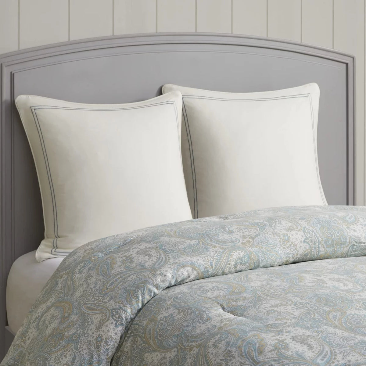 Ivory Paisley Euro Sham A37218